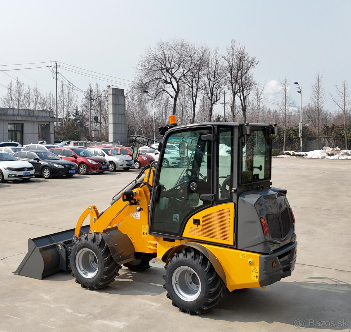 Predám Kolesový mini- nakladač 4x4 Tal. hydraulika - 2