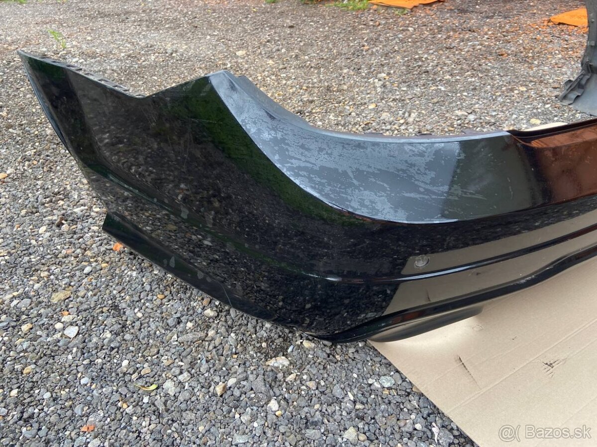 MB C-class W204 Zadný nárazník - 2