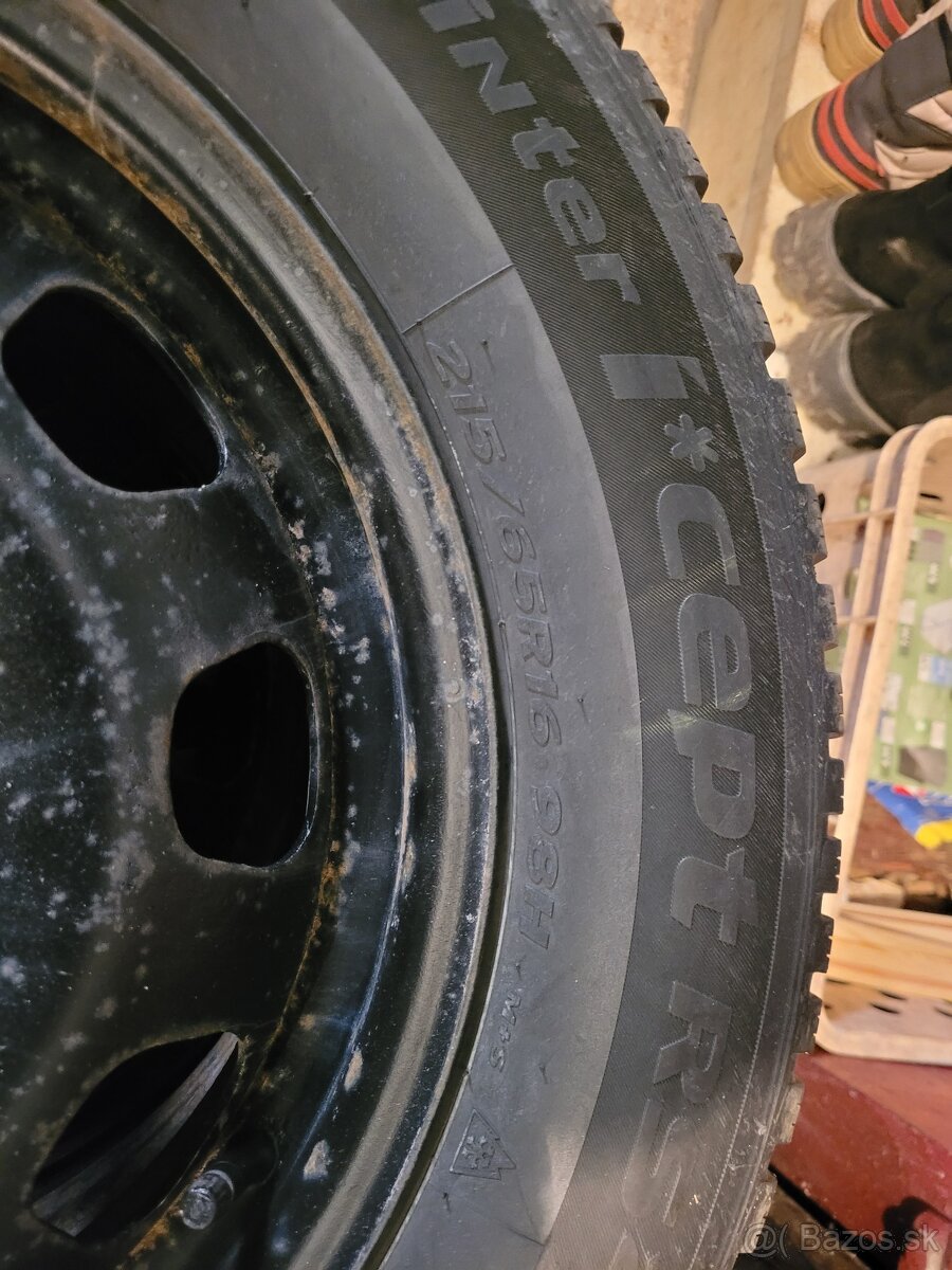 Zimné pneu na plechoch 5x114,3mm a 66,1mm - 2