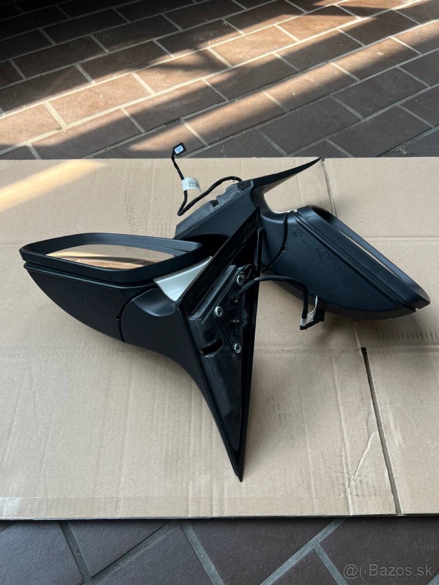 Predám spätne zrkadla MB w204 c220cdi. - 2