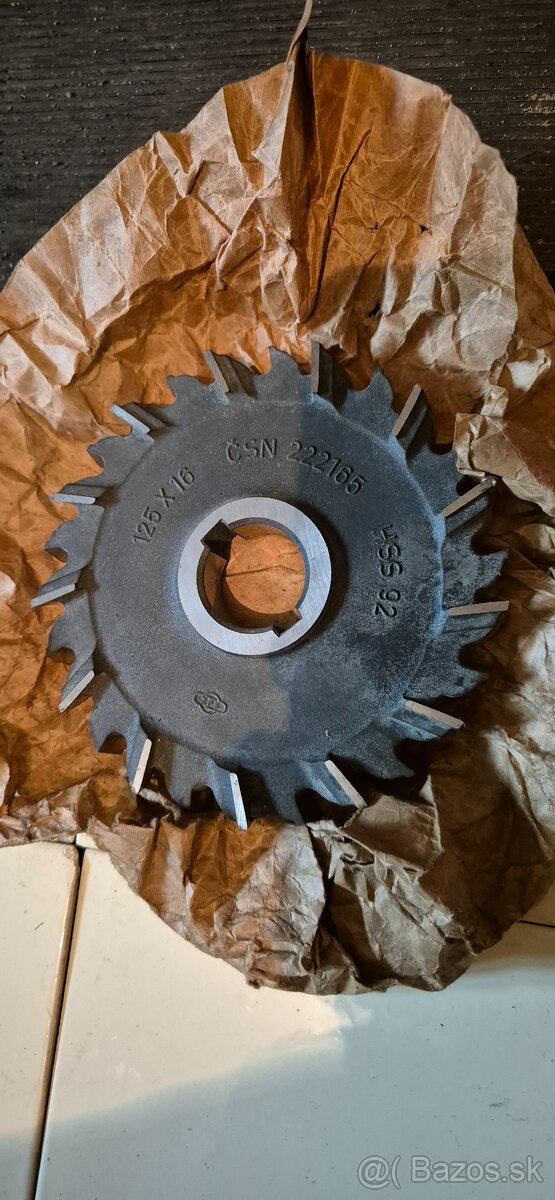 Predám nasledujúce frezy. Fréza na kov, železo - 2