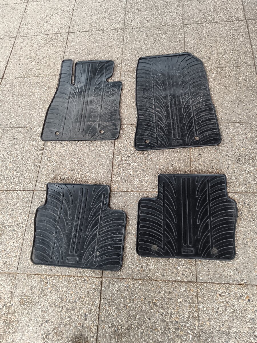 Pneumatiky, disky, puklice, gumenne koberce - 2