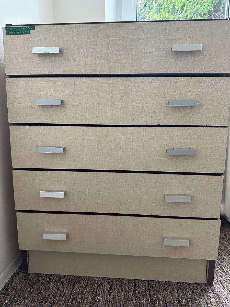 Kancelársky stôl - kúpa - 2