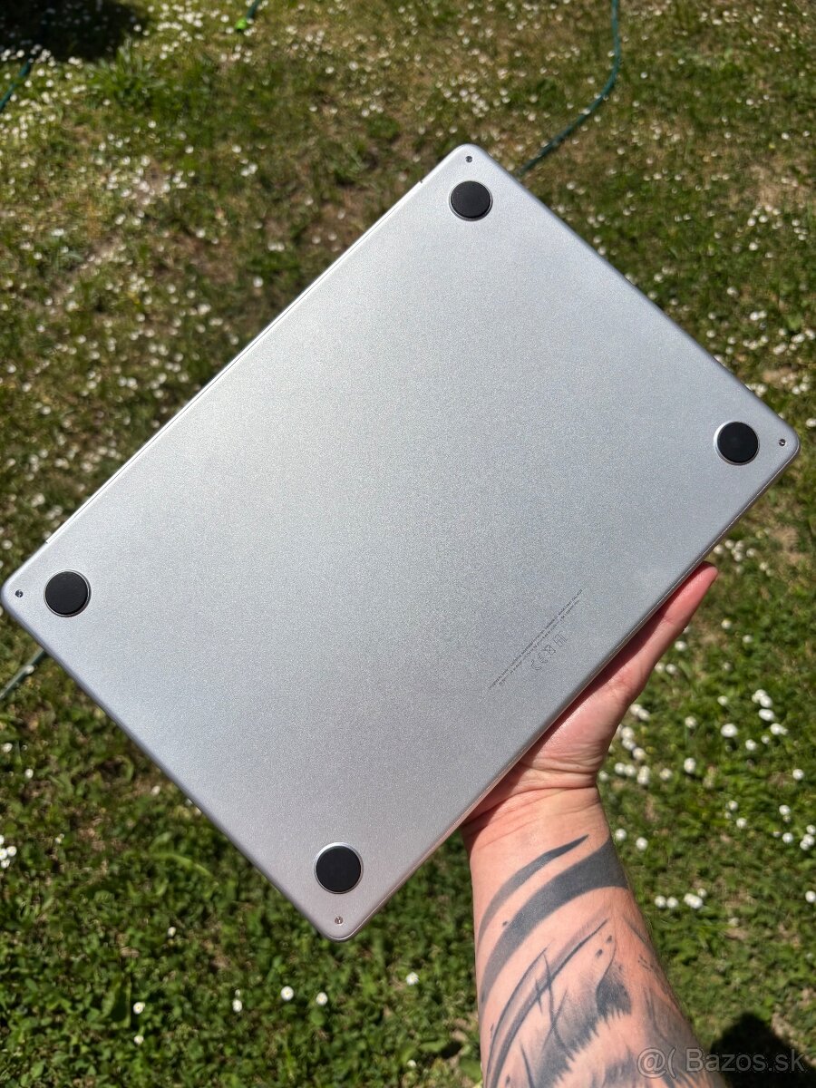 Macbook Air M2 45cyklov 100% ZÁRUKA - 2
