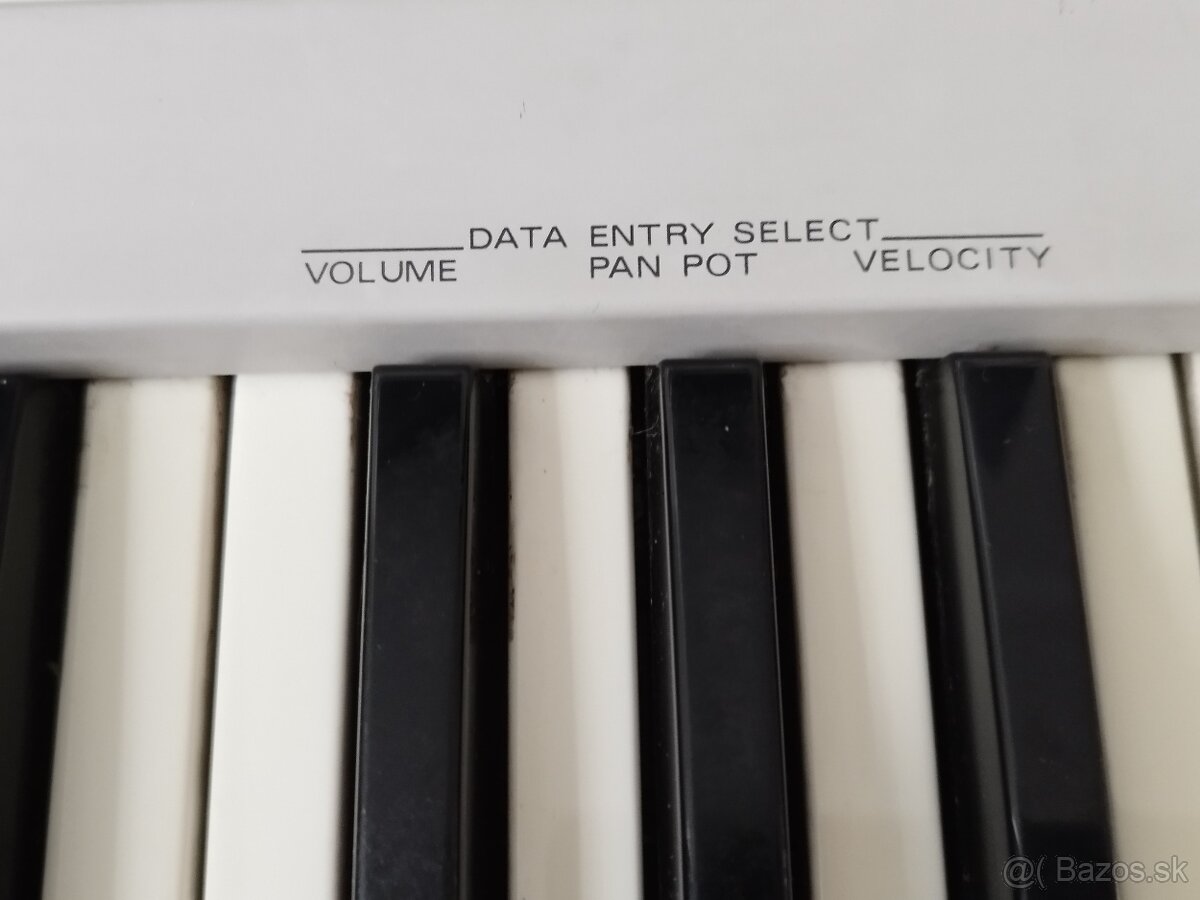 Roland PC-200 midi - 2