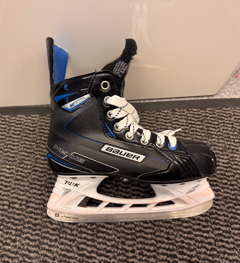 BRUSLE BAUER NEXUS N2700 , vel. 36,5/3,5 EE - 2