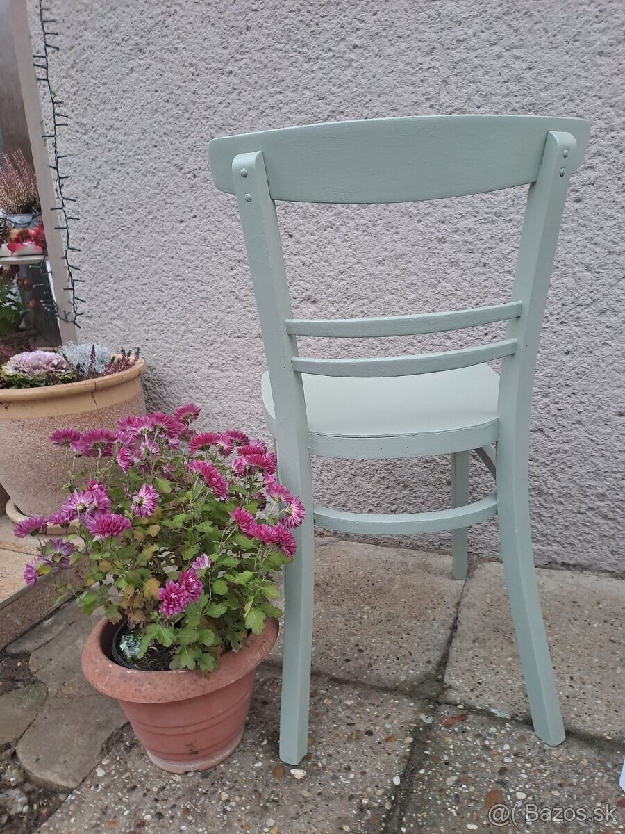Predám pekné retro stoličky - 2