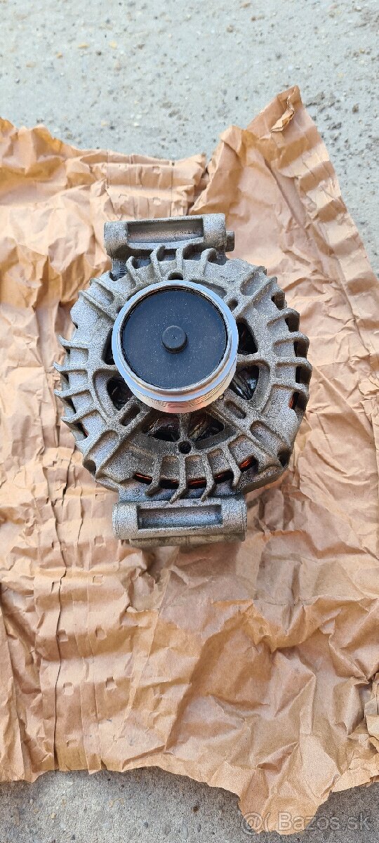 Predám originál alternátor 1,8 TSI 2,0 TSI benzín - 2