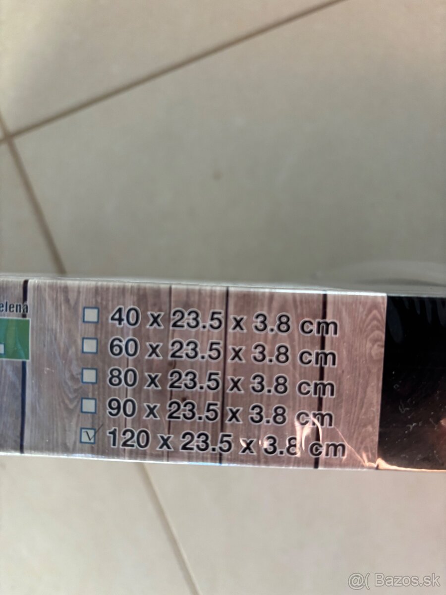 Nástenná police - 2