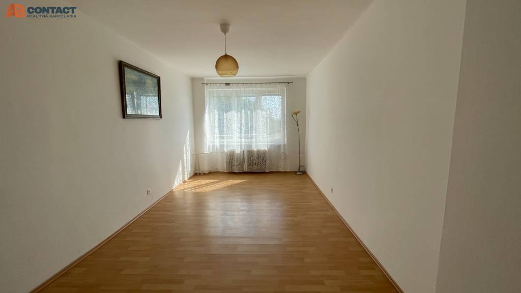 Prenájom - dvojizbový byt v centre Piešťan - 2