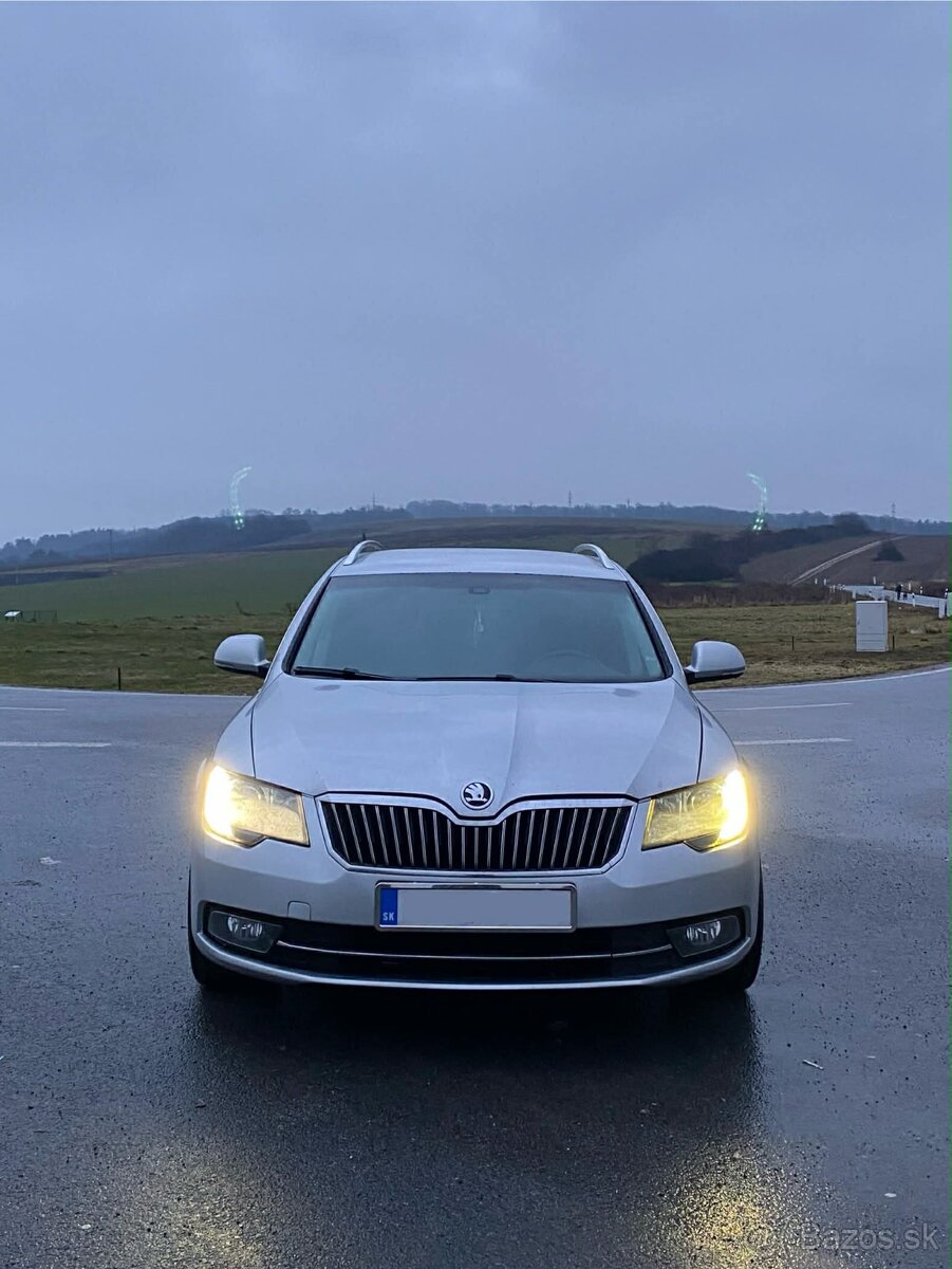 Škoda superb 2.0 facelfit - 2