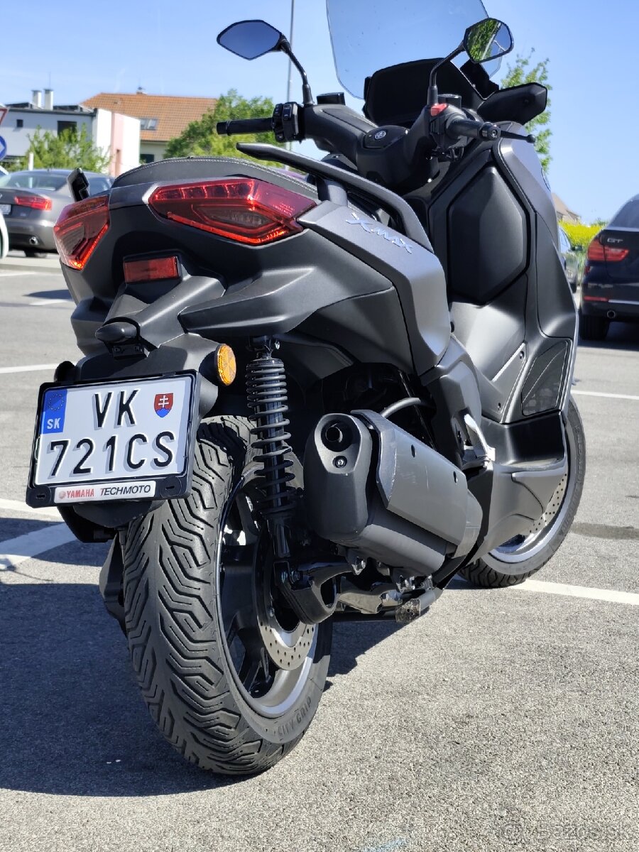 Yamaha - 2