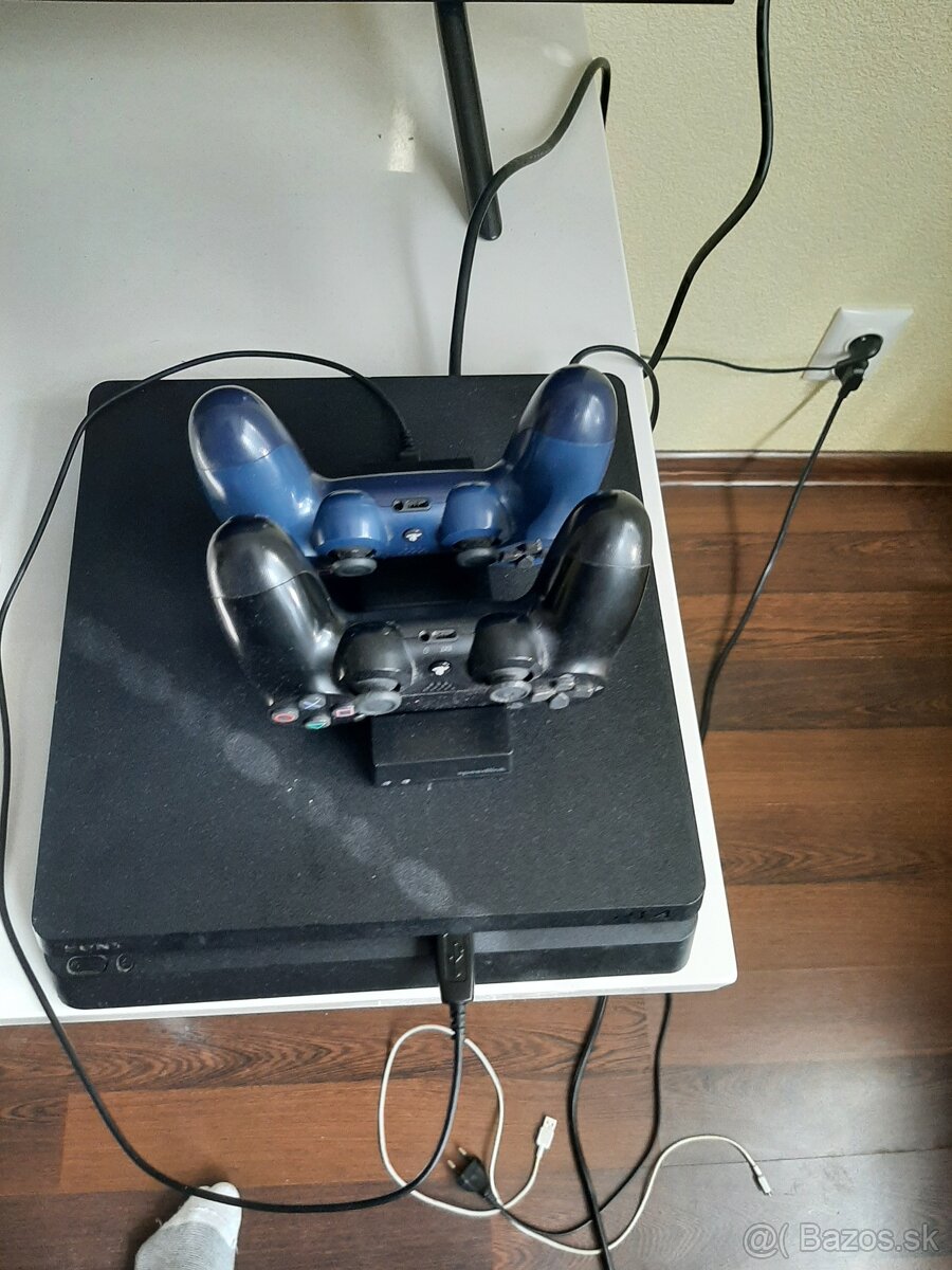 Ps4 1tb - 2