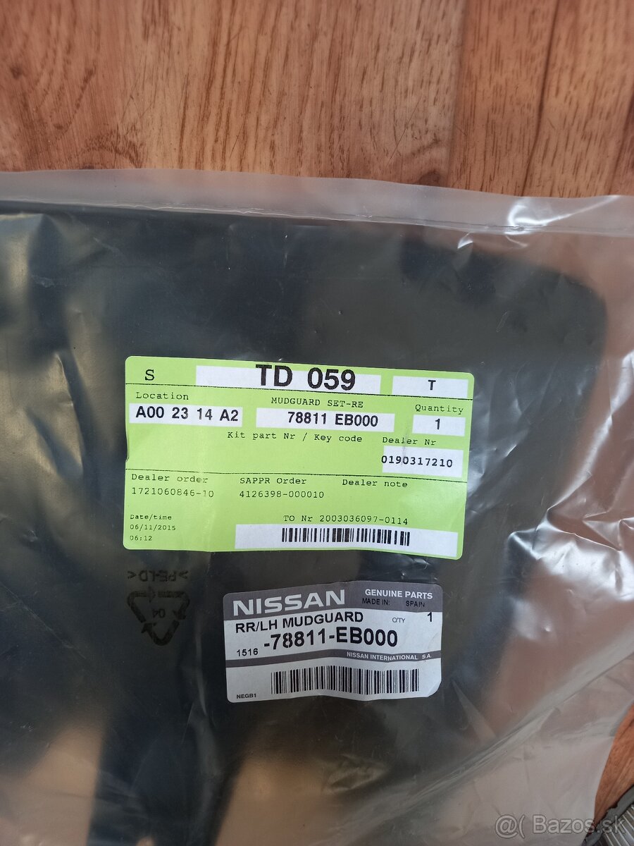 NISSAN NAVARA Ľavá plastová zásterka - 2