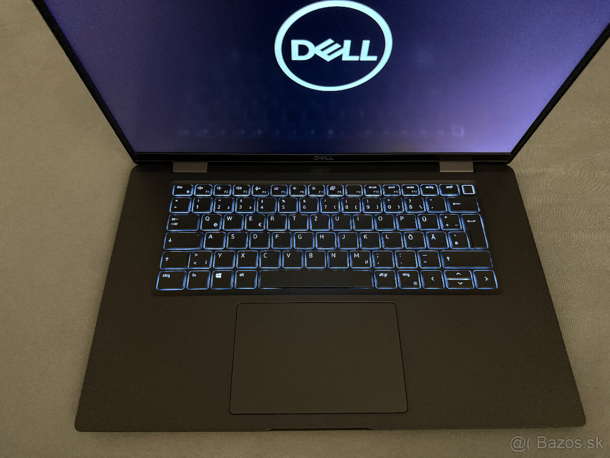 Dell Latitude 7520 15.6" - 2