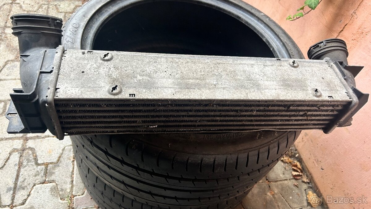Intercooler bmw e90 e91 e92 e93 325d 330d - 2