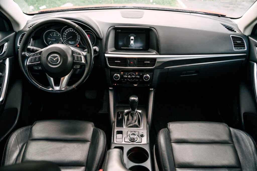 Mazda CX-5 2.2 Skyactiv-D 175k AWD Revolution A/T - 2