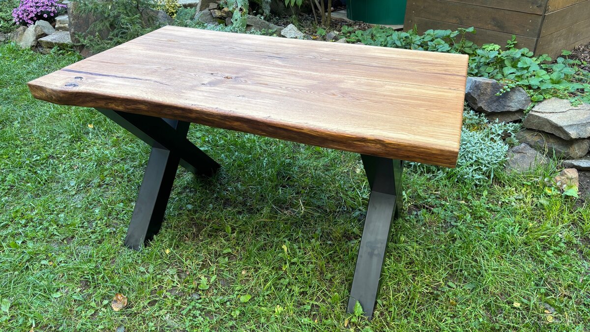 Jedálenský stôl z dubového dreva - 2