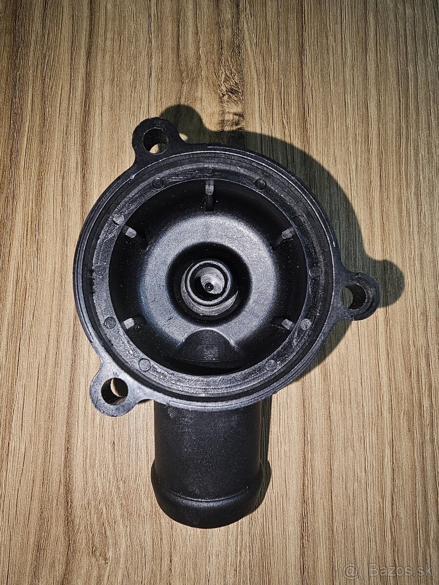 NOVÁ príruba chladenia - obal termostatu - VW GROUP - 2
