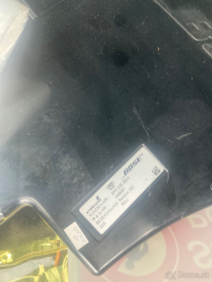 Subwoofer Bose Audi A3 8p 2003 3d - 2