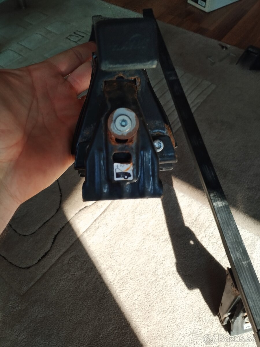 Predám strešný nosič - 2