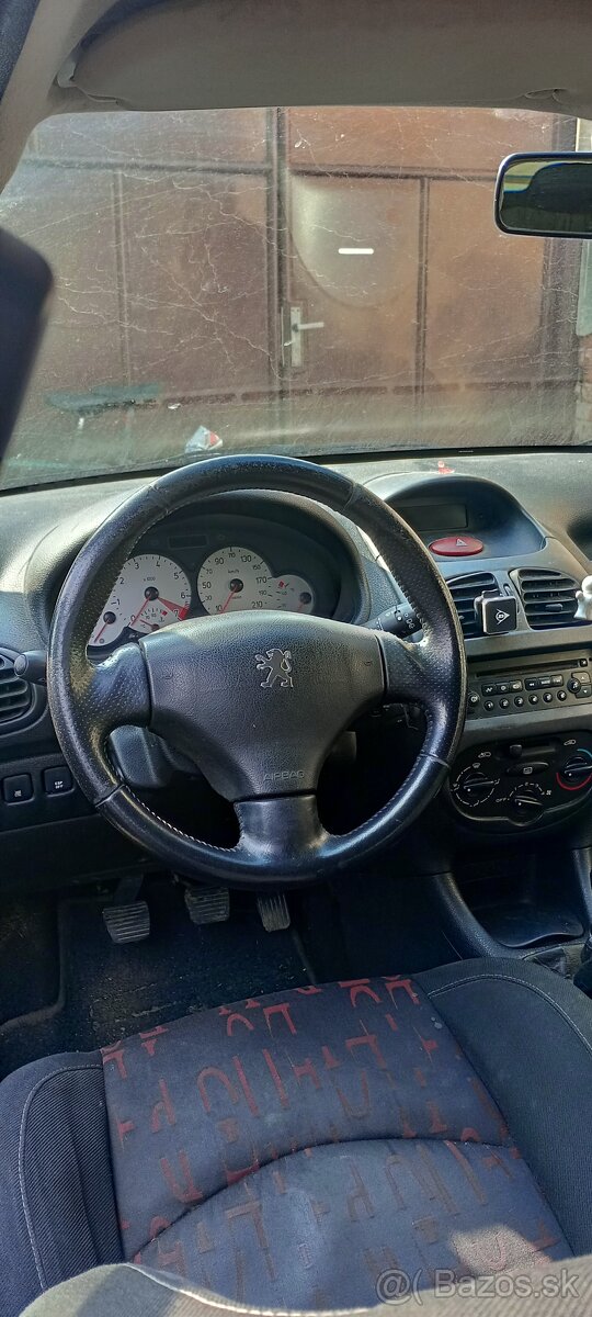 Peugeot 206 SW 1,6 benzín - 2