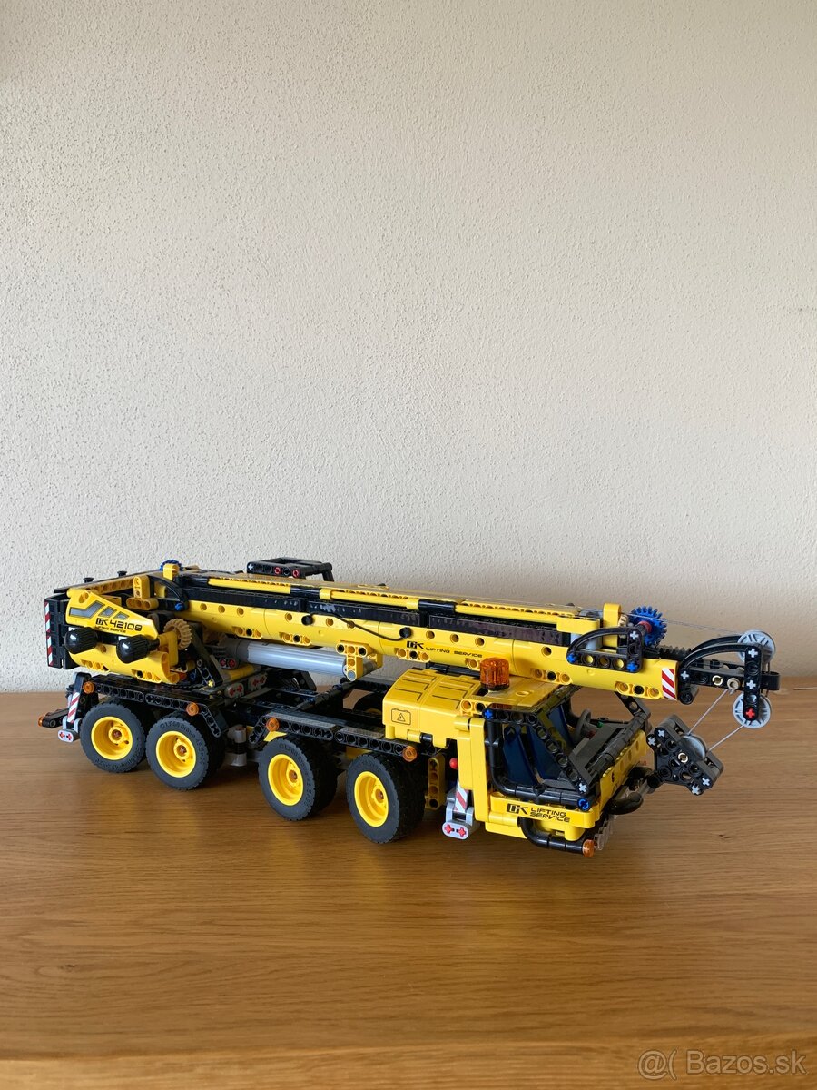 Lego technic Mobilný Žeriav - 2