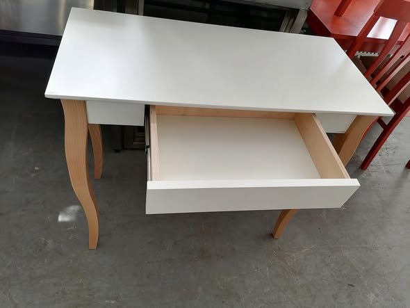 kozmeticky stolik - 2