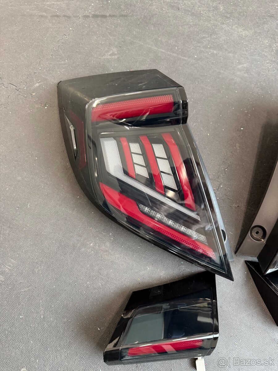 Zadné svetla Honda CIVIC 2020 - 2