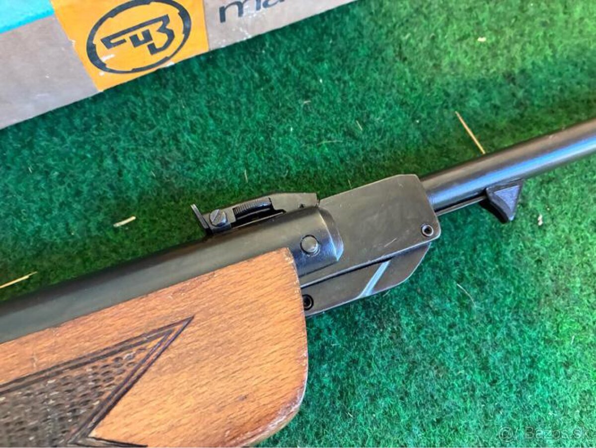 Slavia 631 de luxe - 2