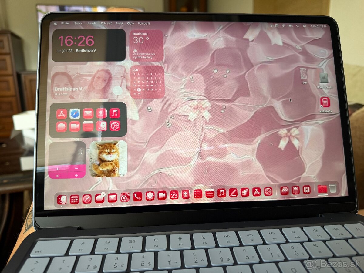 MacBook Neo 256gb - 2