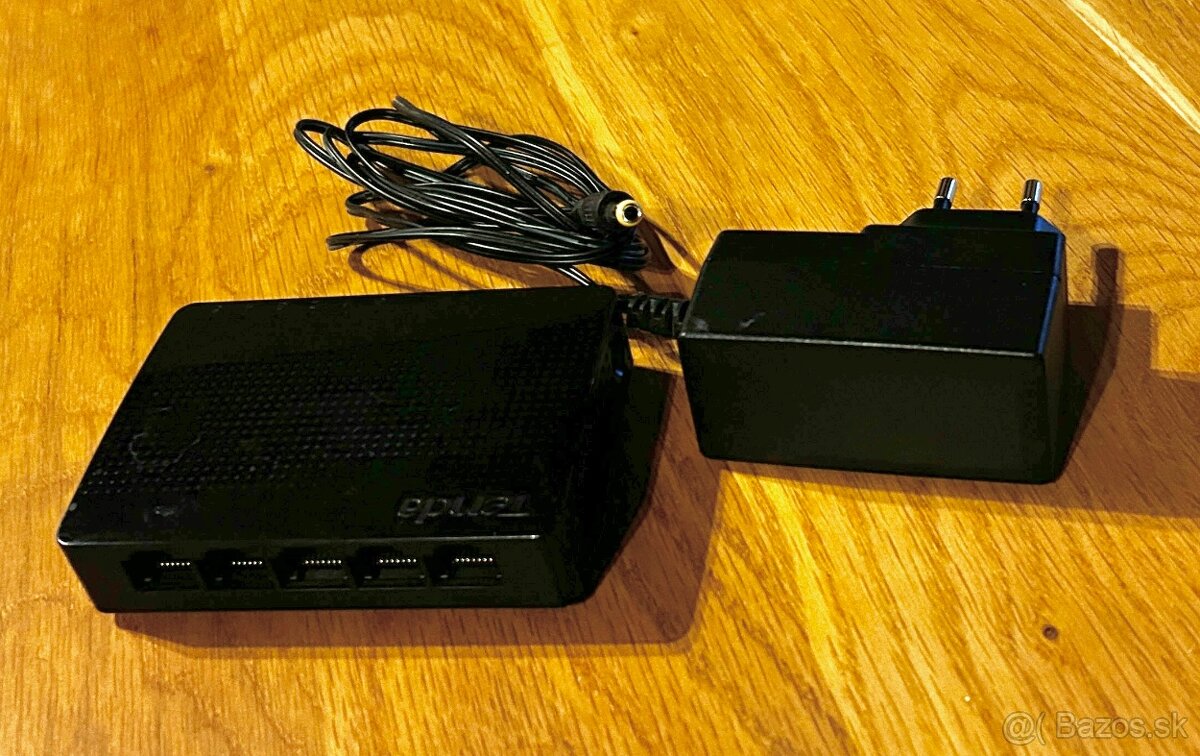 Switch TP link, Tenda - 2