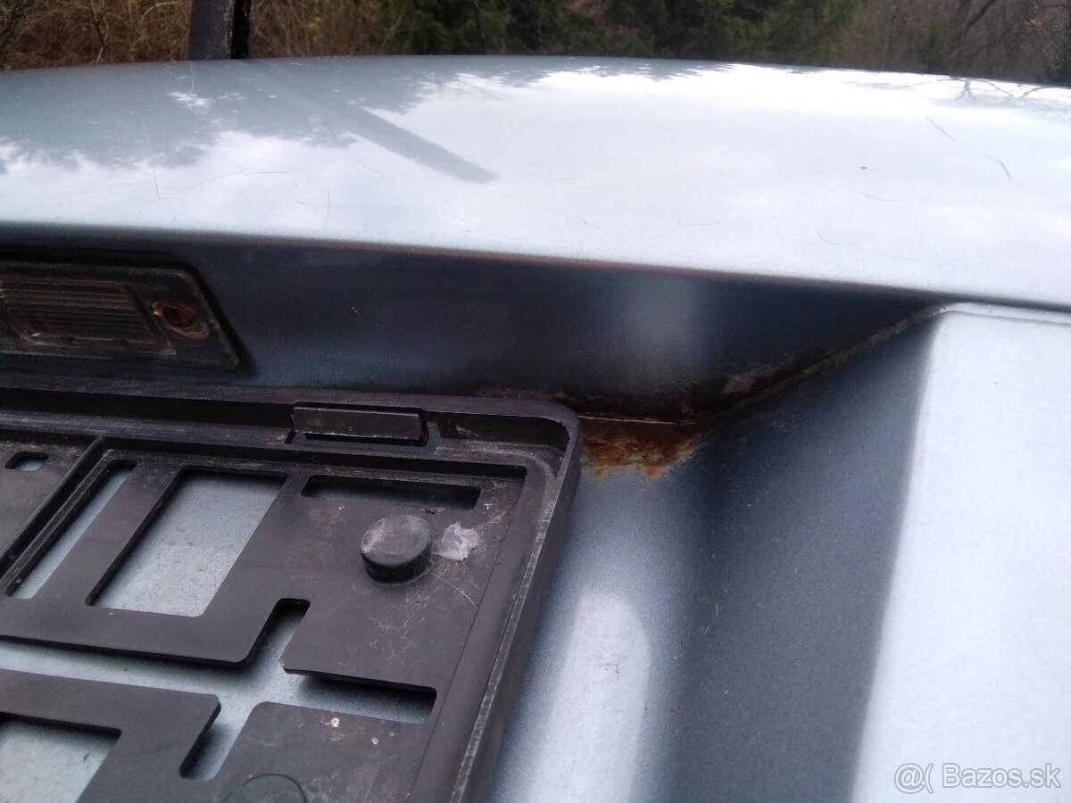 Skoda Fabia piate dvere zadná kapota - 2