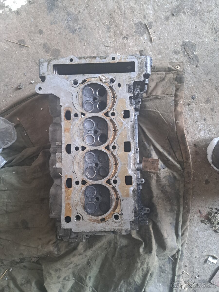 Predám hlavu na peugeot 207 1,4 70kw benzin/ - 2
