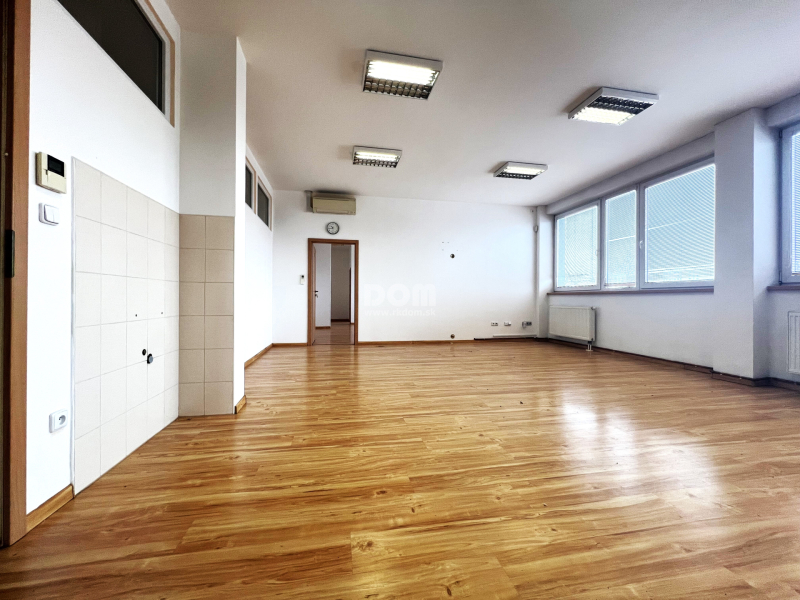 rkDOM | Prenájom priestranných kancelárskych priestorov v - 2