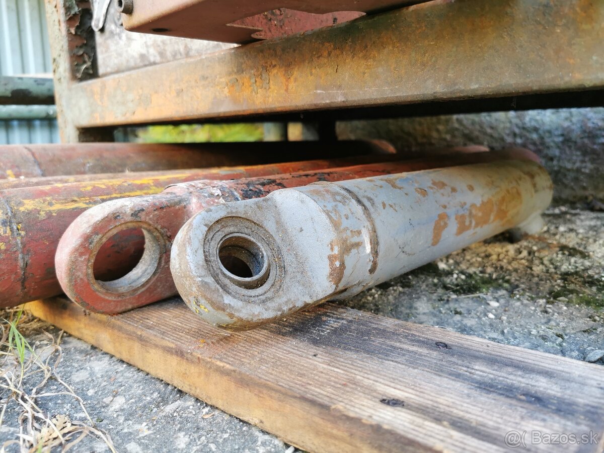 Unc 060, 061,200, 300 diely - 2