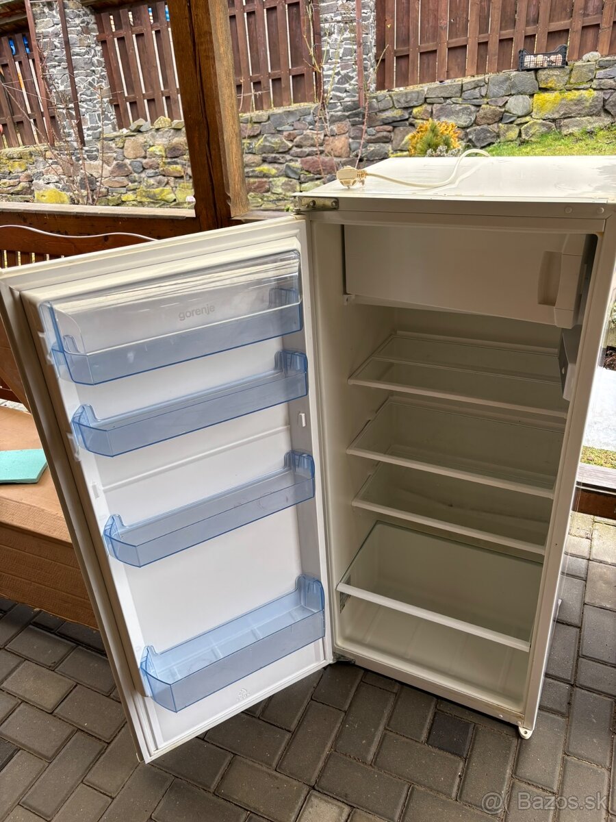 Predám chladničku - 2