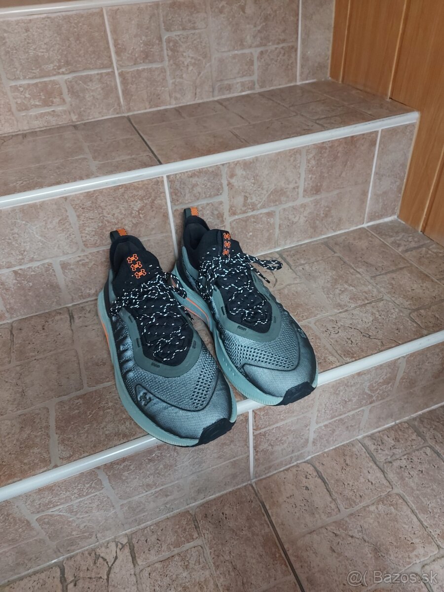 Tenisky Under Armour Phantom - 2