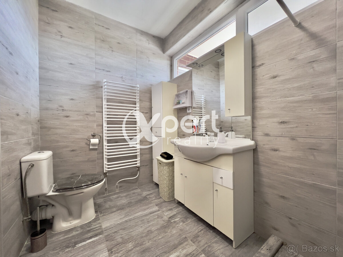 ZNÍŽENÁ CENA. Rodinný dom na predaj s garážou a záhradou - 20