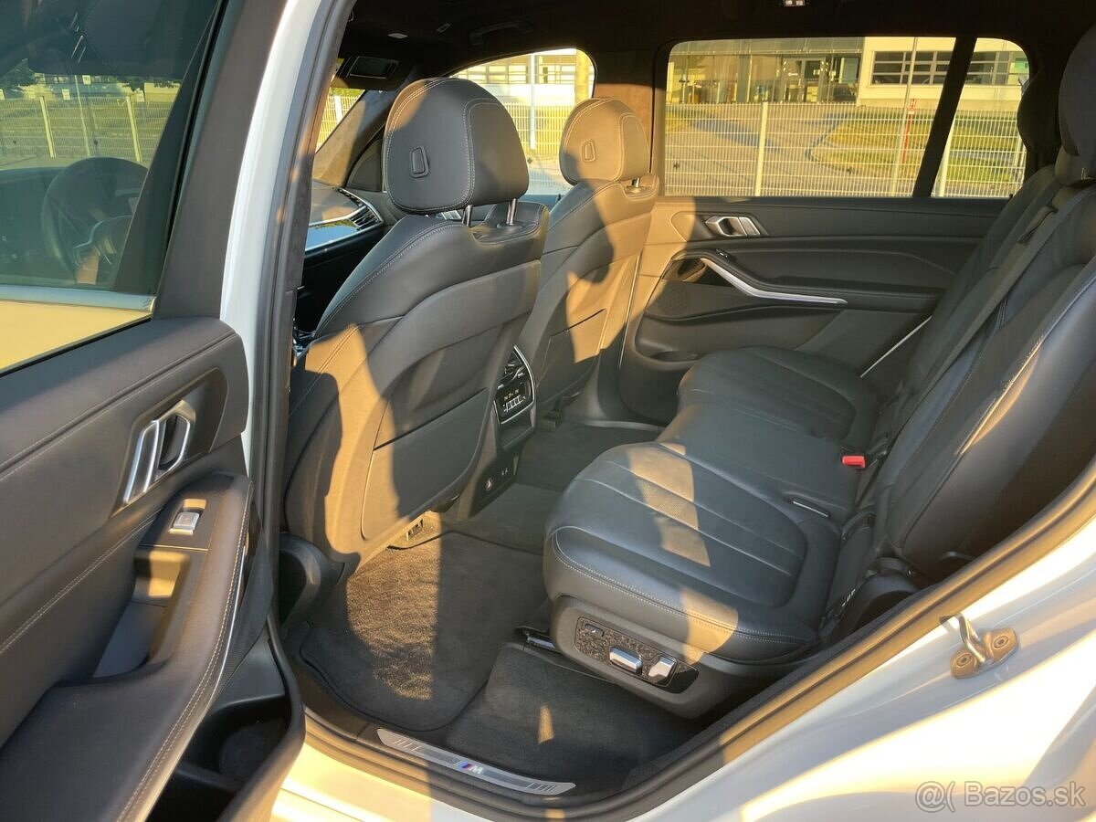 BMW X7 30d xDrive - AJ VÝMENA - 20