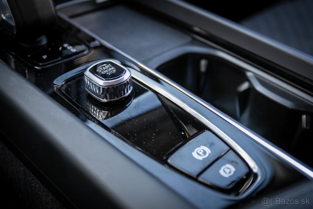 Volvo XC60 2.0 B4 mHEV Core, 145kW, 2023 - 20