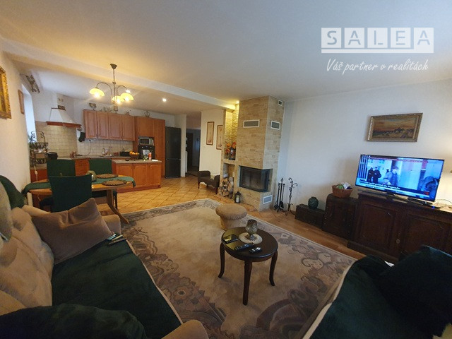 Zaujímavý 4-izbový Rodinný dom (1167m2) Vodárenská Piešťany - 20