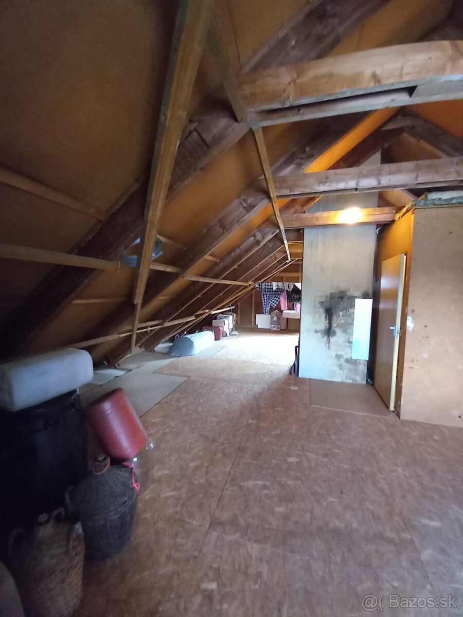 AKCIA Rodinný dom s krásnou záhradou - Kováčová - 20