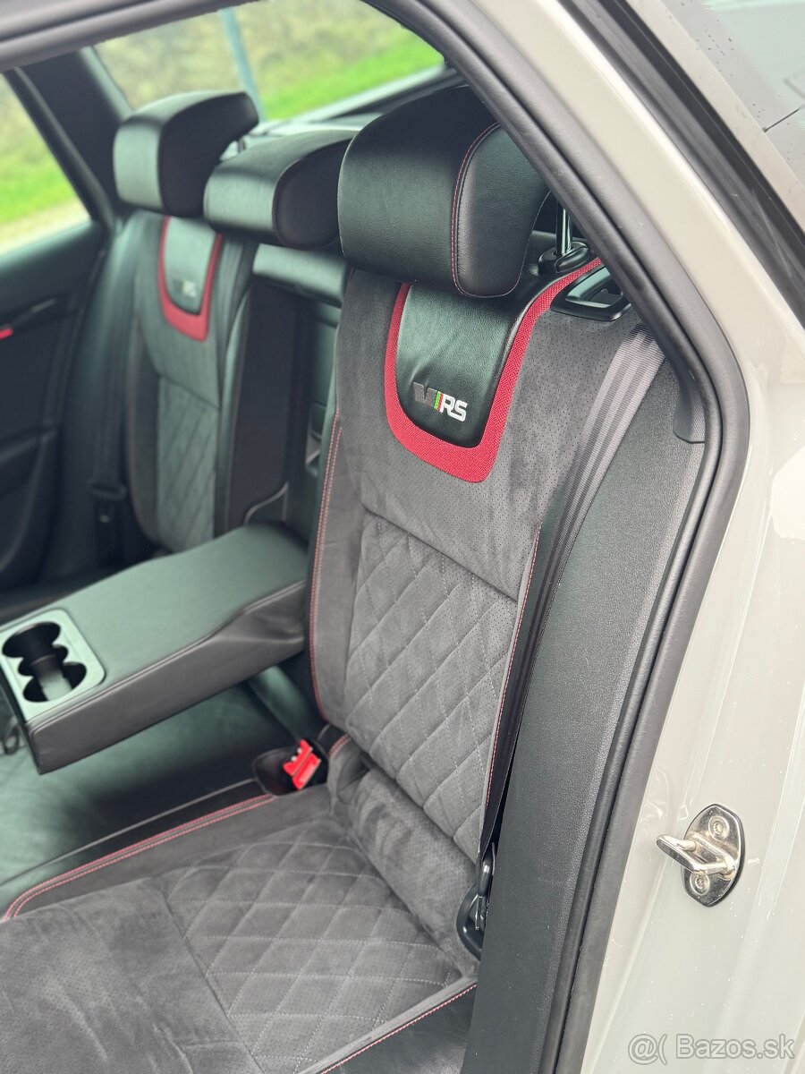 Škoda Octavia Combi RS 180kW, 2018, DSG - 20