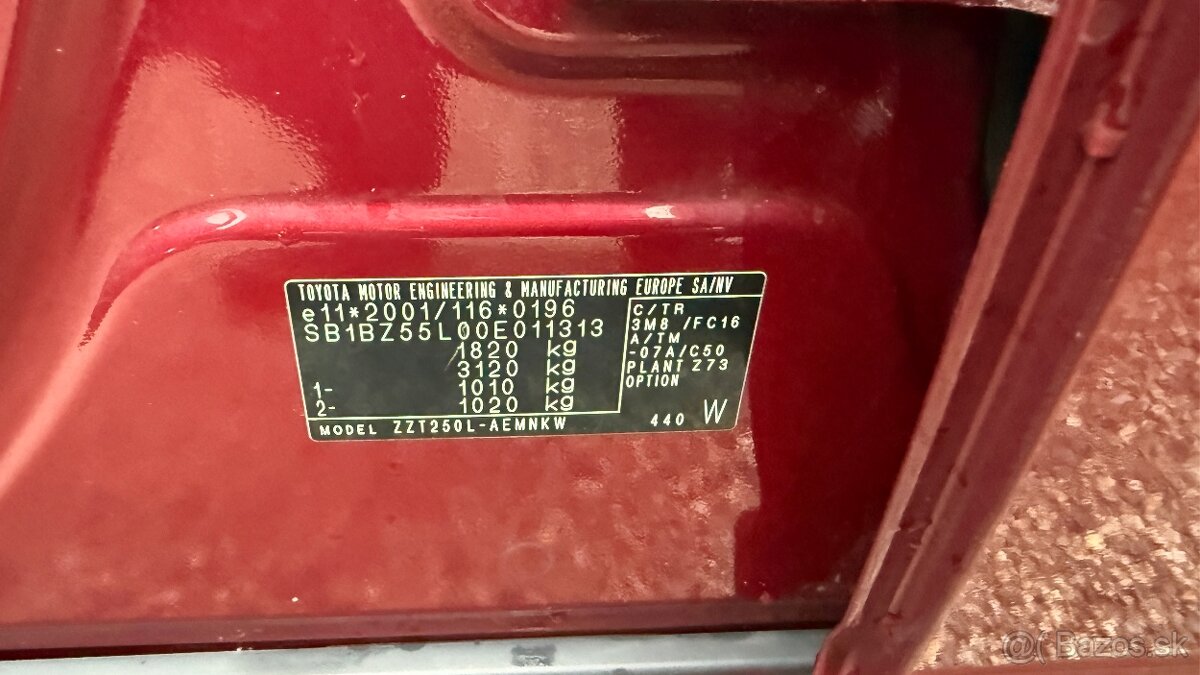 Toyota Avensis 1.6 - 20