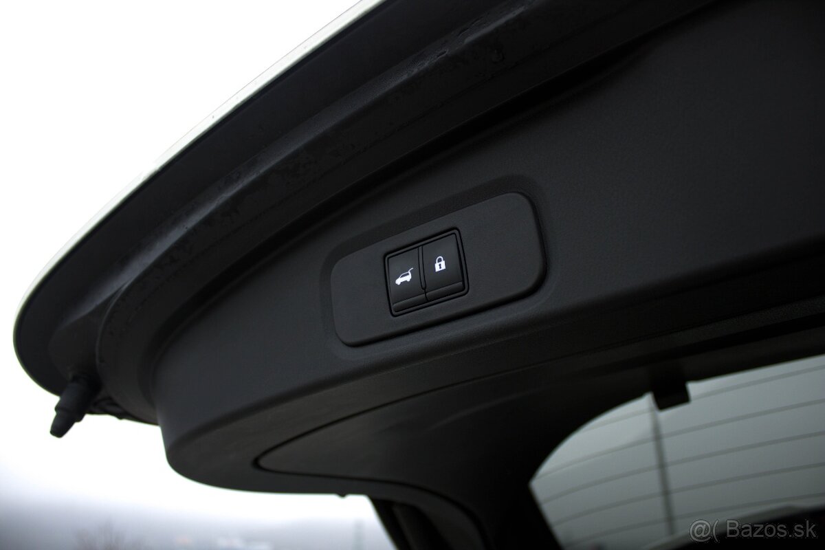 Nissan Qashqai 1.3 DIG-T 158k Mild Hybrid Tekna 4WD X-Tronic - 20