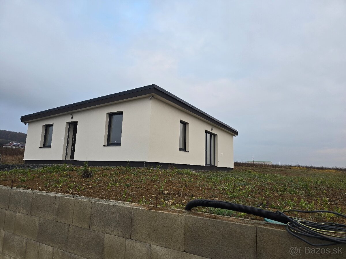 Na predaj moderná 4-izbová novostavba obec Svinia - 20