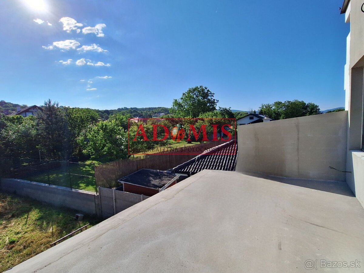 ADOMIS - predám 4-izb. tehlový RD Nižná Hutka 192m2,garáž,3x - 20