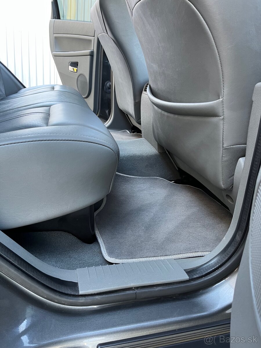 Jeep Grand Cherokee 5.7 HEMI - 20