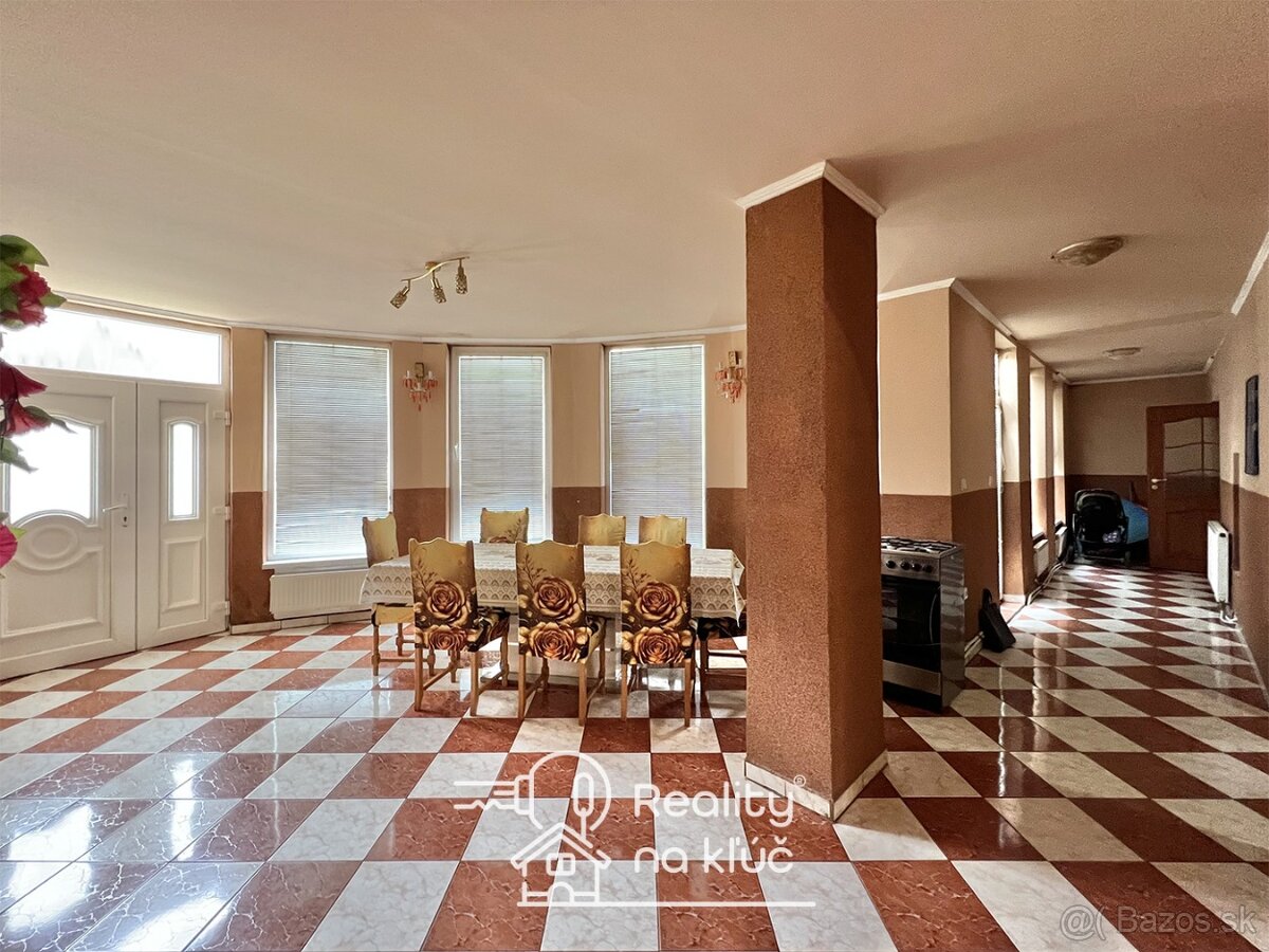 Na predaj dva rodinné domy nachádzajúce sa na jednom pozemku - 20